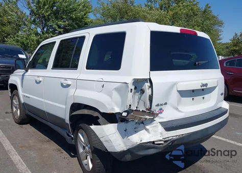 2015 Jeep Patriot Latitude z USA, uszkodzony, nr VIN 1C4NJRFB5FD239867